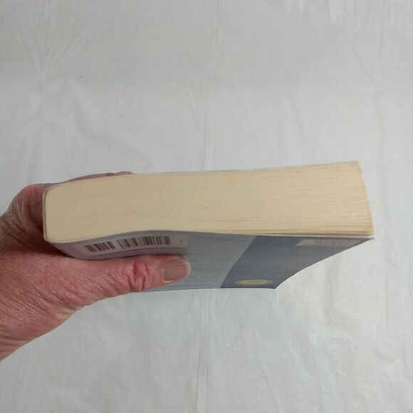 The Edge Of Lost Book - Picture 8 of 10